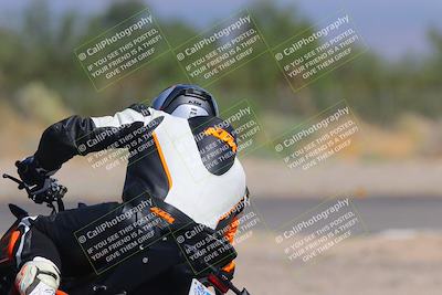 media/Sep-25-2023-Moto Forza (Mon) [[81ffa65e0a]]/B-C Group/Session 4 (Turn 2 Backside)/